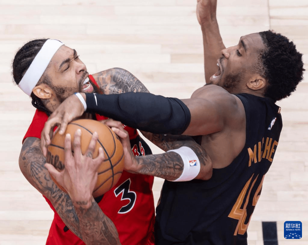 NBA季后赛：猛龙胜骑士